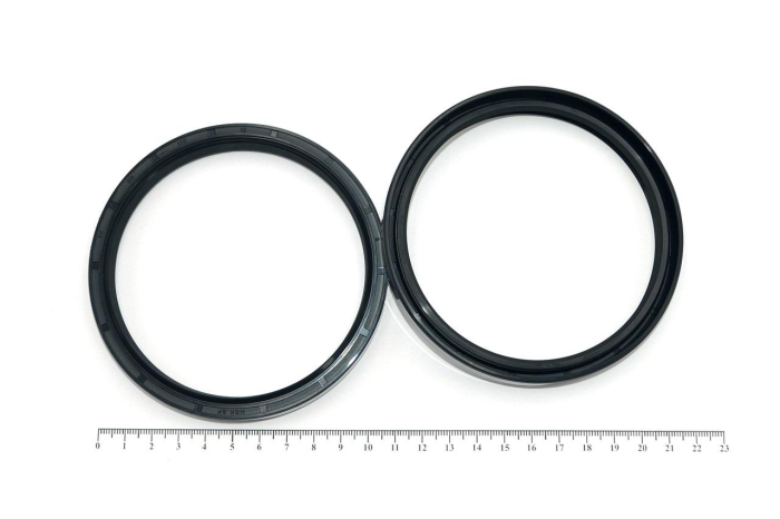 Сальник (манжета армированная) TC 95х110х12 NBR70