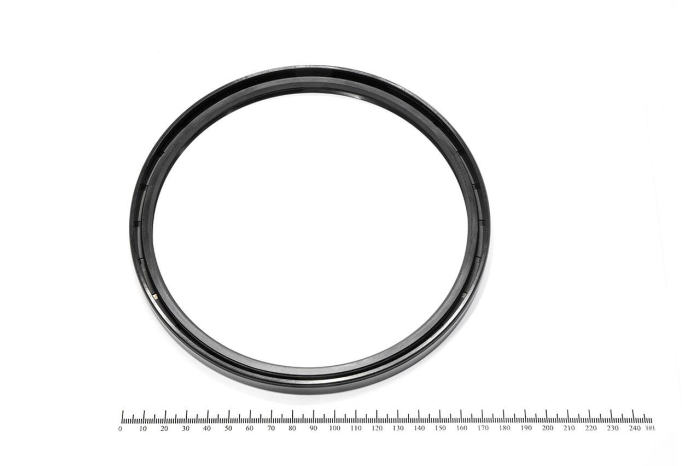 Сальник (манжета армированная) TC 160х180х13 NBR70