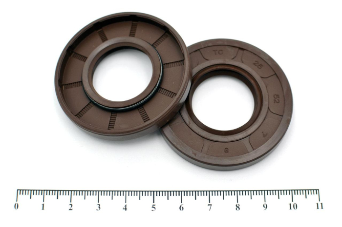Сальник (манжета армир.) фторкаучук TC 25х52х7 FKM75
