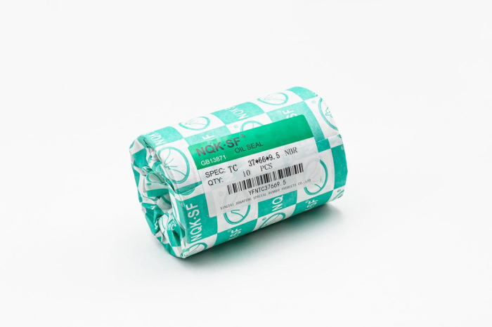 Сальник (манжета армированная) TC 37х66х9.5 NBR70