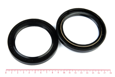 Сальник (манжета армированная) 2.2-70х92х10 (210-1701210А) ГОСТ 8752-79