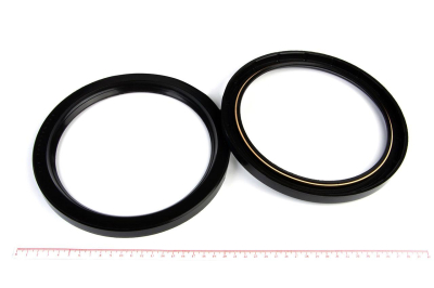 Сальник (манжета армированная) 1.2-175х215х15 ГОСТ 8752-79