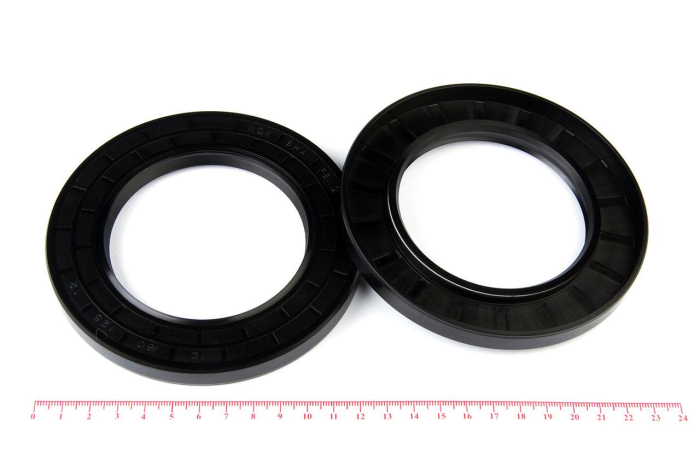 Сальник (манжета армированная) TC 80х125х12 NBR70