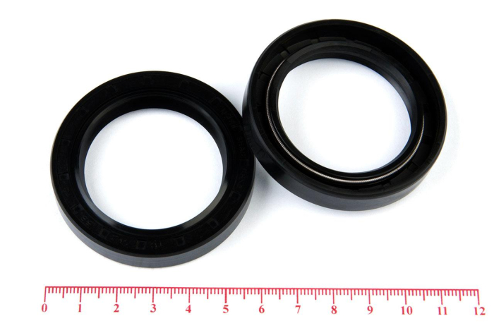 Сальник (манжета армированная) TC 42х58х10 NBR70