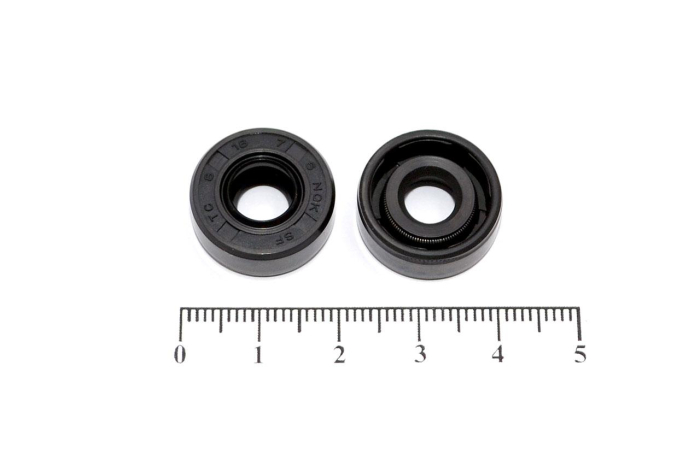 Сальник (манжета армированная) TC 8х18х7 NBR70