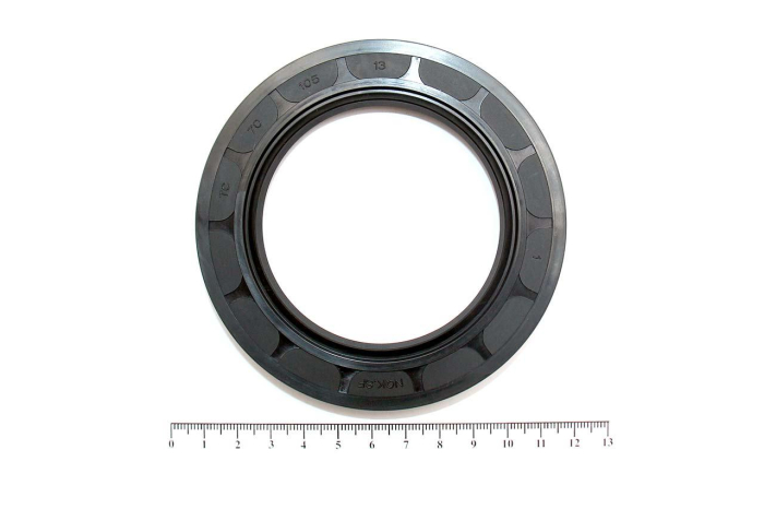 Сальник (манжета армированная) TC 70x105x13 NBR70