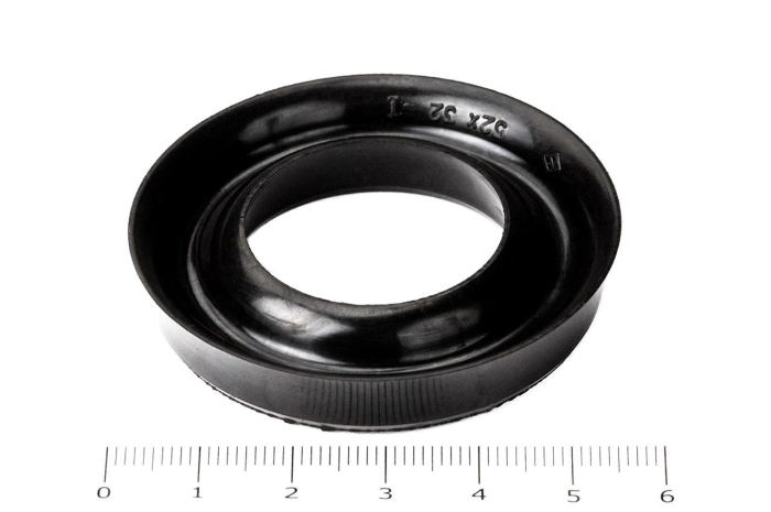 Манжета 32х52  h=10  ТУ 38-1051725-86
