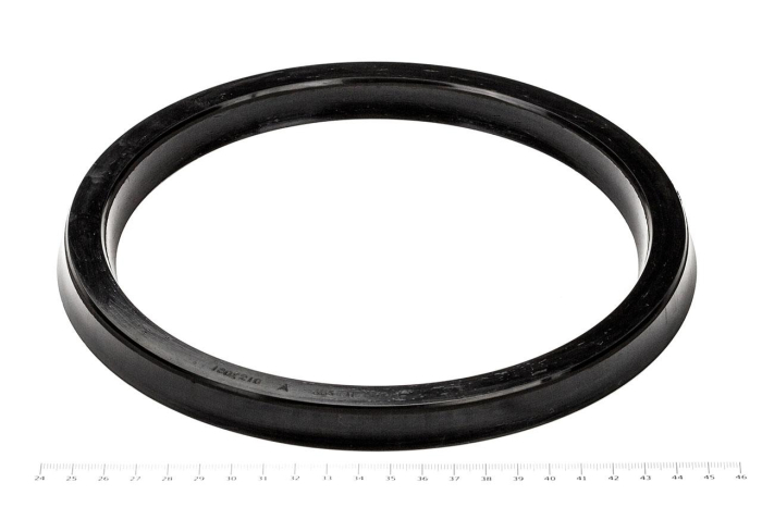 Манжета 180х210  h=15  ТУ 38-1051725-86